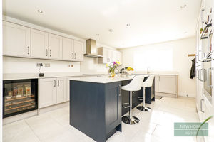 Photo 27- click for photo gallery